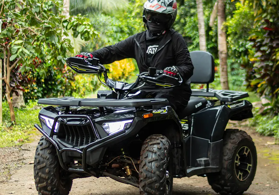 ATV RAMPAGE 265 สีดำ วิ่งบนถนนลูกรัง
