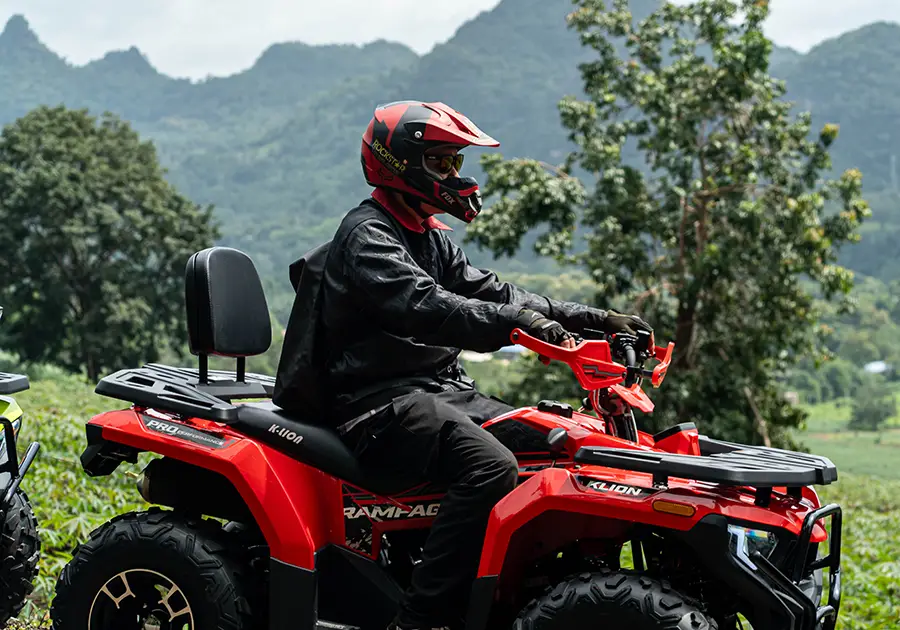 ATV RAMPAGE 265 สีแดง ขับข้ามเนิน